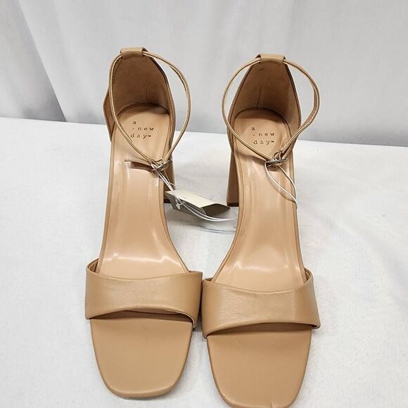 A New Day Women's 11 Nude Shelly Heels Memory Foam Insole Block Heel Open Toe - Picture 5 of 7